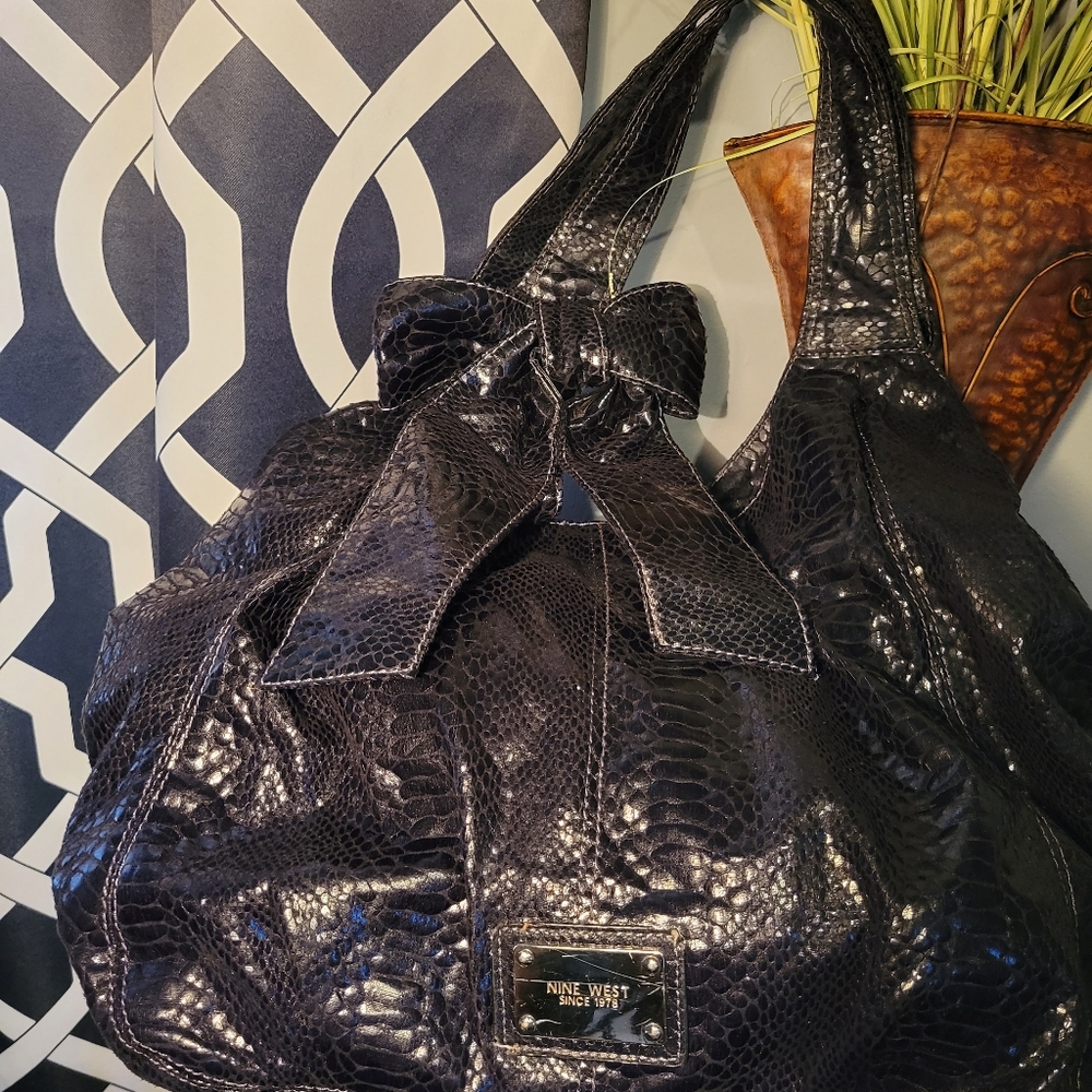 Womens purses